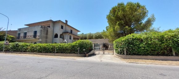 12 bedrooms House in Magione, Italy No. 343488 19