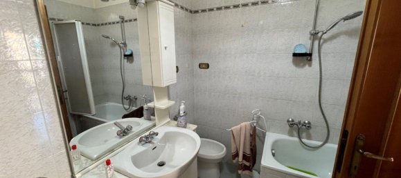 2 bedrooms Apartment in Genoa, Italy No. 342210 20