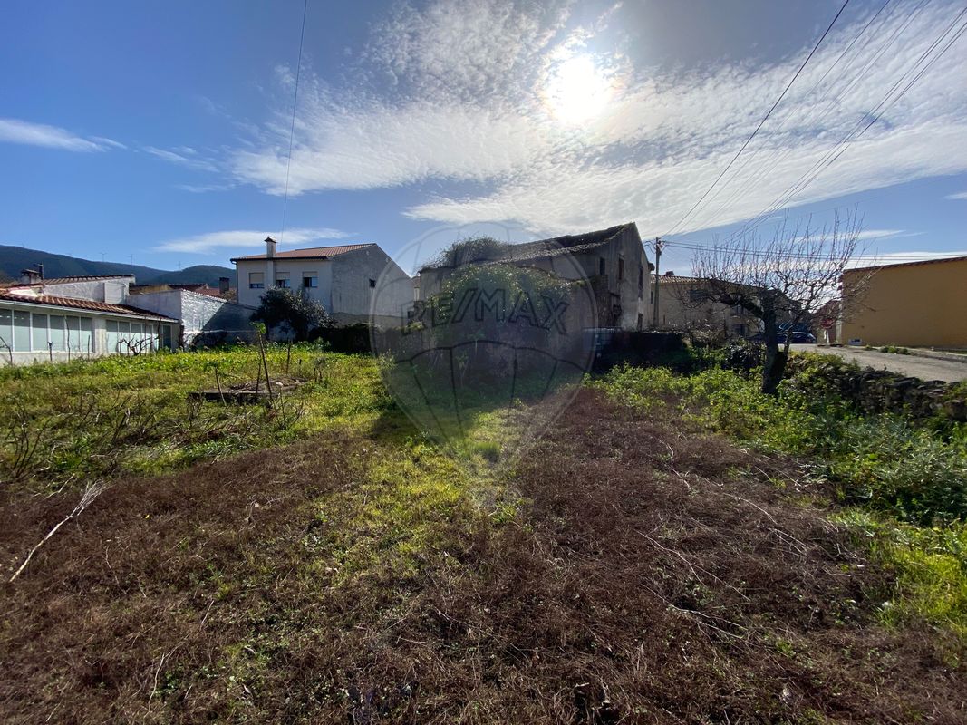 Дом с 2 спальнями в Вила Нова, Португалия № 35127