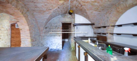 5 rooms Building in Castrocaro Terme e Terra del Sole, Italy No. 64451 25