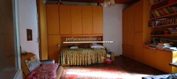 5 rooms Building in Castrocaro Terme e Terra del Sole, Italy No. 64451 7