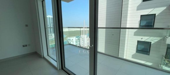 1 bedroom Apartment in Al Reem Island, UAE No. 39313 2