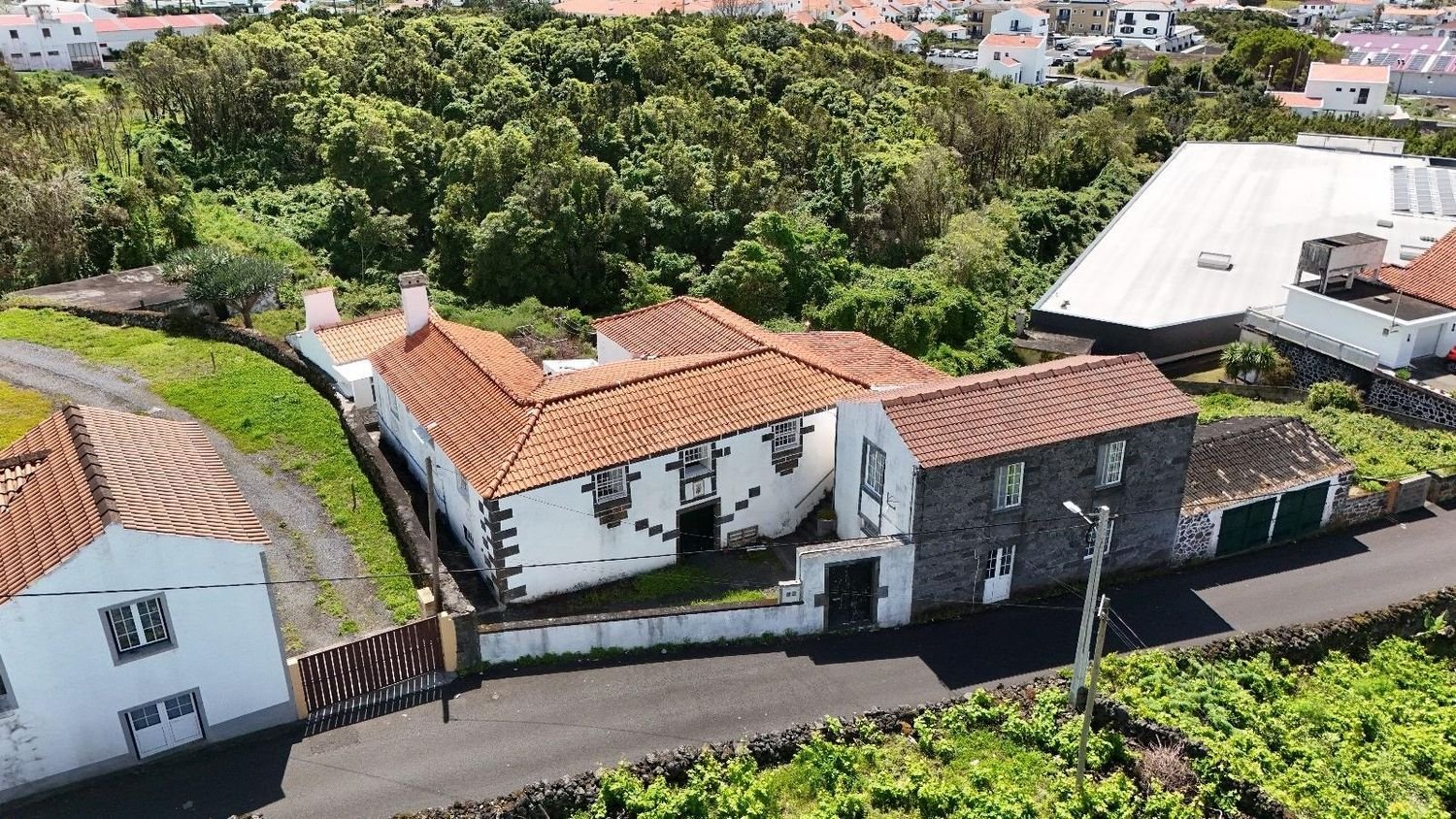 7 غرف نوم منزل في Madalena, Portugal رقم 328551