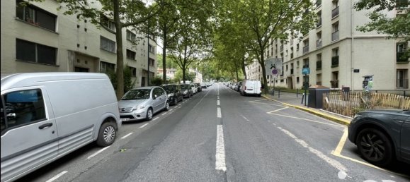 Apartamento de 4 habitaciónes en Pantin, France No. 144435 15