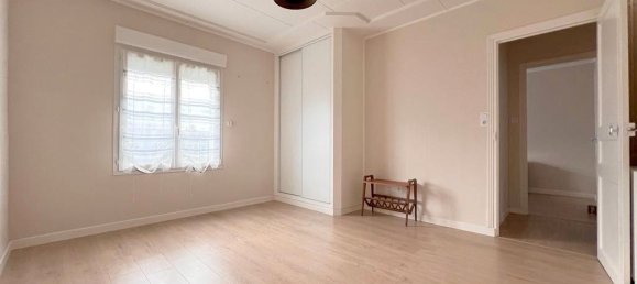 5 bedrooms House in Saint-Nazaire, France No. 100874 5