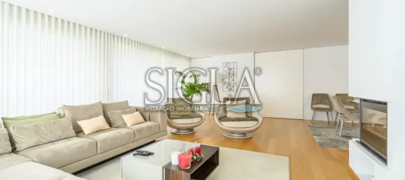 4 bedrooms House in Vila Nova de Gaia, Portugal No. 142452 14