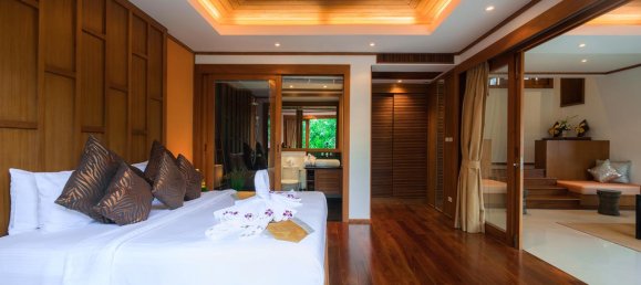 4 bedrooms Villa in Surin, Thailand No. 378 10