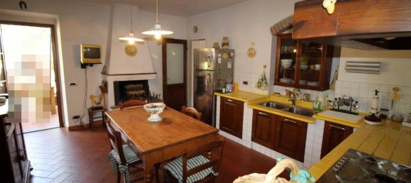 Villa de 12 habitaciónes en Figline e Incisa Valdarno, Italy No. 233157 17