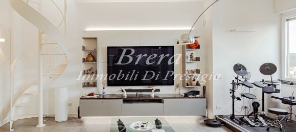 5 Schlafzimmer Doppelhaus in Villasanta, Italy, Nr. 361182 4