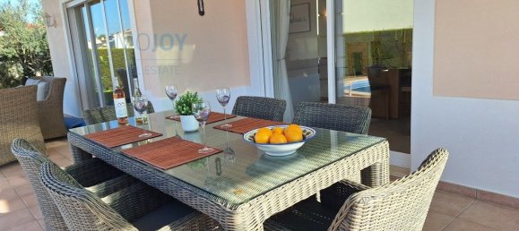 4 Schlafzimmer Haus in Ferragudo, Portugal, Nr. 102524 15