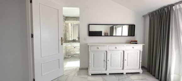 Ático de 2 dormitorios en Marbella, Spain No. 137936 28