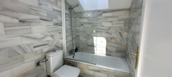 Ático de 2 dormitorios en Marbella, Spain No. 137936 29