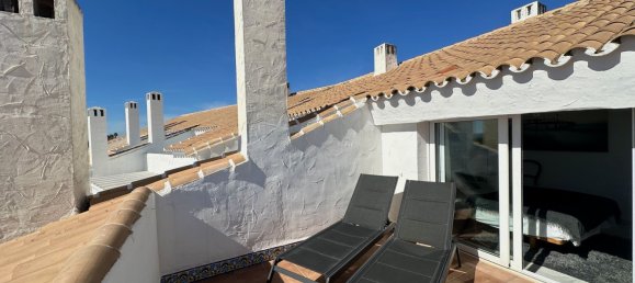 Ático de 2 dormitorios en Marbella, Spain No. 137936 31