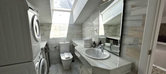 Ático de 2 dormitorios en Marbella, Spain No. 137936 26