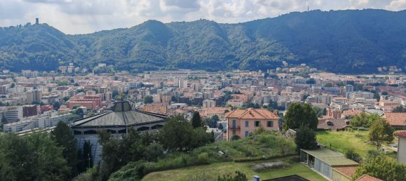 3 bedrooms Apartment in Como, Italy No. 361938 21