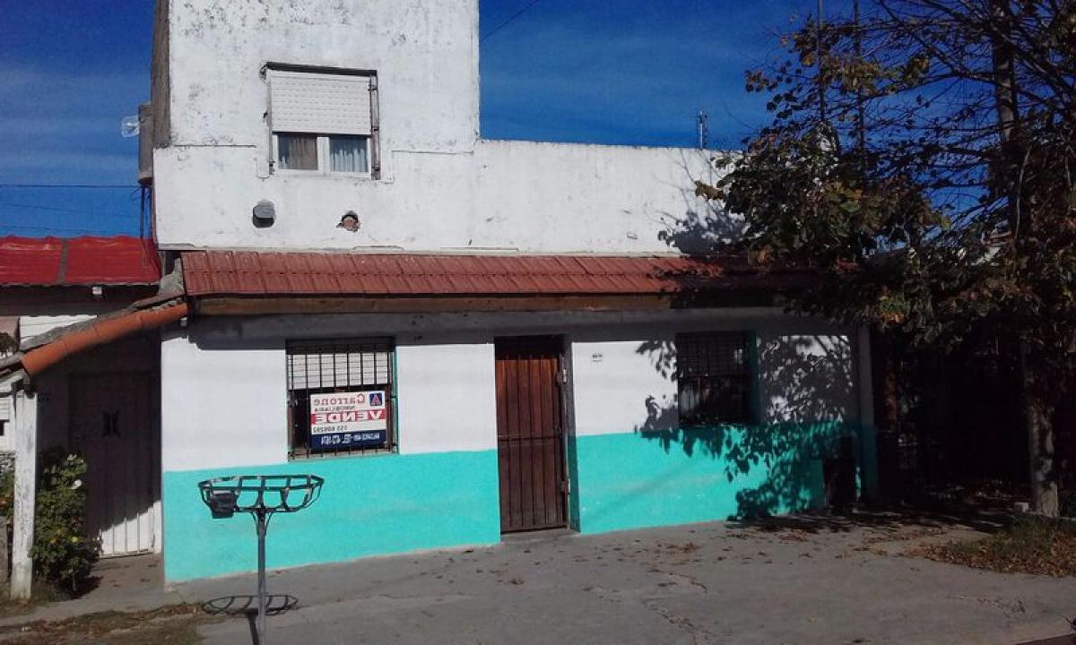 2 bedrooms House in Mar del Plata, Argentina No. 81689