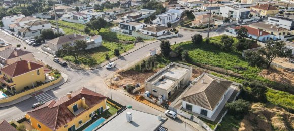 424m² Land in Setubal, Portugal No. 88858 3