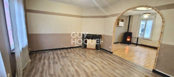 4 bedrooms House in Crecy-sur-Serre, France No. 42835 2