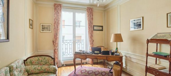 3 bedrooms Apartment in Paris, France No. 165229 6