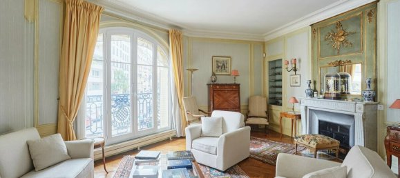 3 bedrooms Apartment in Paris, France No. 165229 3
