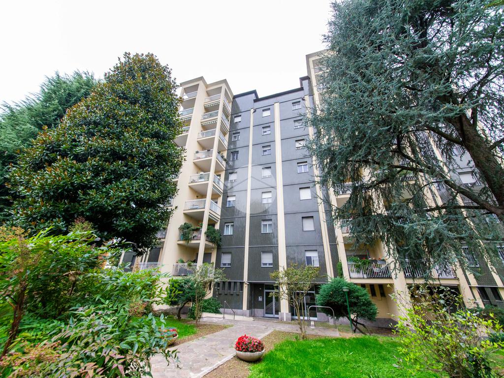 2 غرف نوم شقة في Settimo Milanese, Italy رقم 386054