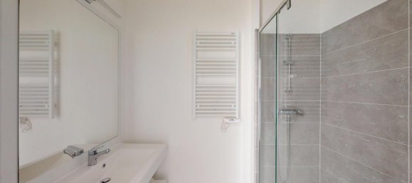 3 bedrooms Apartment in Asnieres-sur-Seine, France No. 294977 8