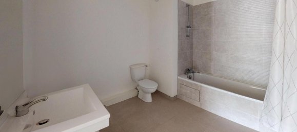 3 bedrooms Apartment in Asnieres-sur-Seine, France No. 294977 7