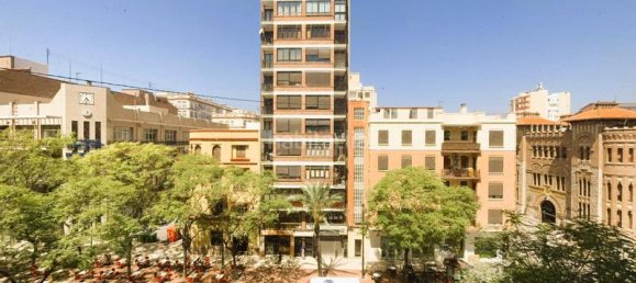 Офис 190м² в Кастельон-де-ла-Плана, Испания № 100345 12