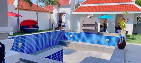 6 bedrooms Cafe / restaurant in Pattaya, Thailand No. 3698 3