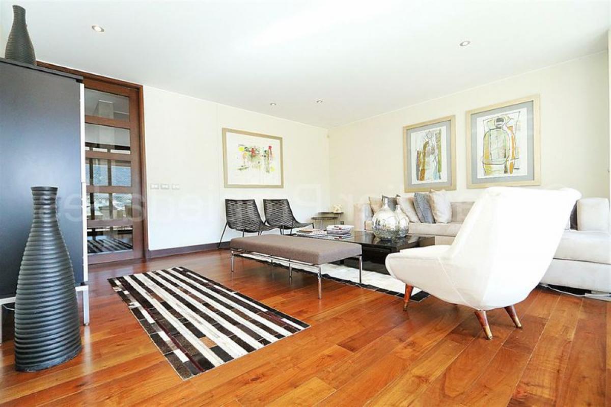 3 bedrooms Apartment in Santiago, Chile No. 3827