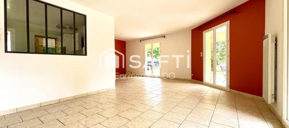 3 bedrooms House in Dordogne, France No. 276883 2