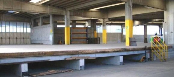 2900m² Building in Rovato, Italy No. 260061 2