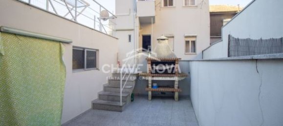  بناية في Porto, Portugal 450متر مربع رقم 51707 6