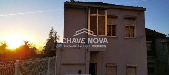  بناية في Porto, Portugal 450متر مربع رقم 51707 3