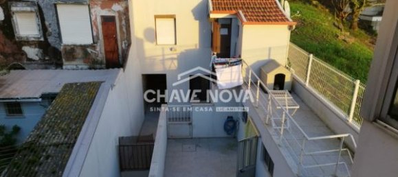  بناية في Porto, Portugal 450متر مربع رقم 51707 4