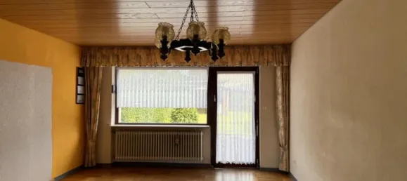 Moradia em banda de 8 divisões em Saarbrucken, Germany N.º 58713 2