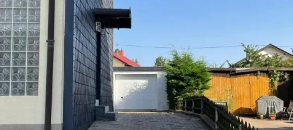 Moradia em banda de 8 divisões em Saarbrucken, Germany N.º 58713 10