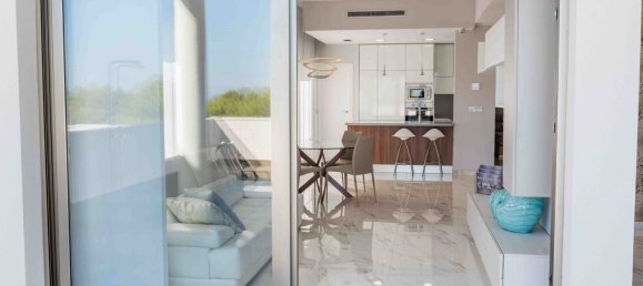 3 bedrooms Villa in Villamartin, Spain No. 9049 2