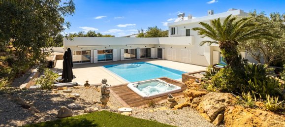 5 bedrooms Villa in Loule, Portugal No. 151883 25