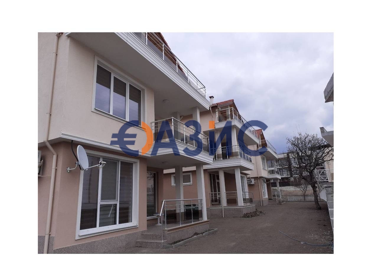 4 bedrooms House in Sveti Vlas, Bulgaria No. 870