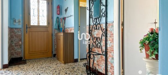 4 bedrooms House in Yonne, France No. 304482 12