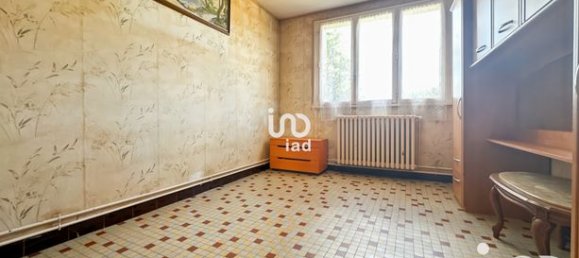 4 bedrooms House in Yonne, France No. 304482 20