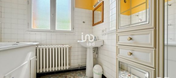 4 bedrooms House in Yonne, France No. 304482 19