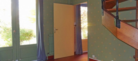 7 bedrooms House in Vineuil, France No. 158450 4