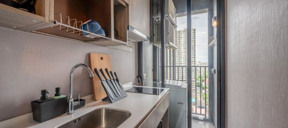 Apartamento em condomínio em Watthana, Thailand N.º 63495 9