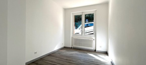 Casa de 3 dormitorios en Saint-Etienne, France No. 197630 8