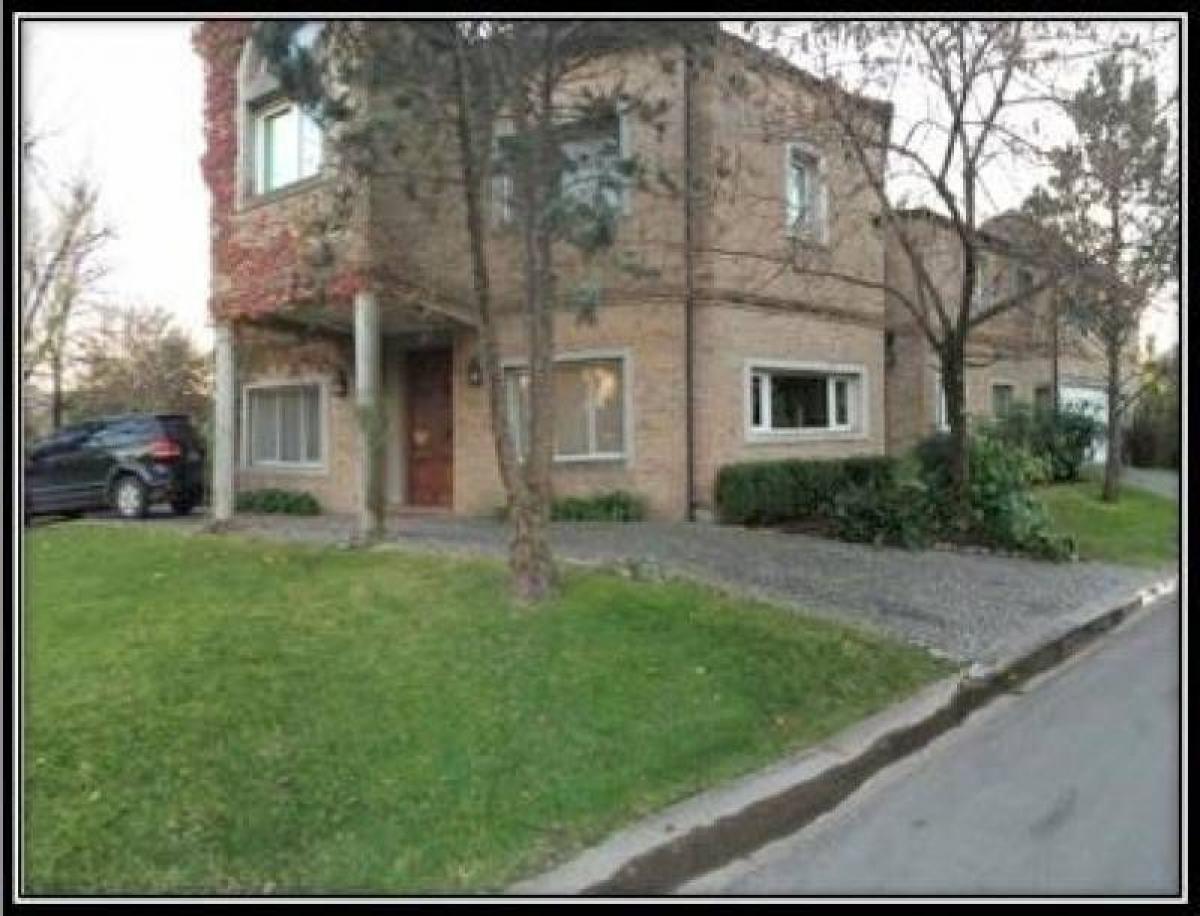 5 bedrooms House in Tigre, Argentina No. 55011