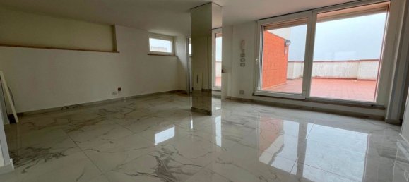 Пентхаус с 7 комнатами в Пезаро, Италия № 196595 30