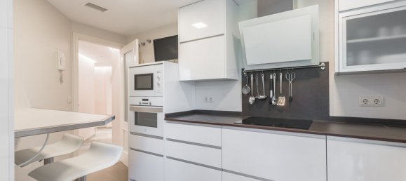 2 bedrooms Apartment in Marbella, Spain No. 147174 3