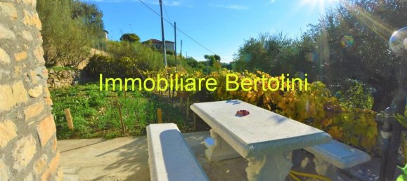 4 rooms Villa in Bordighera, Italy No. 177043 9